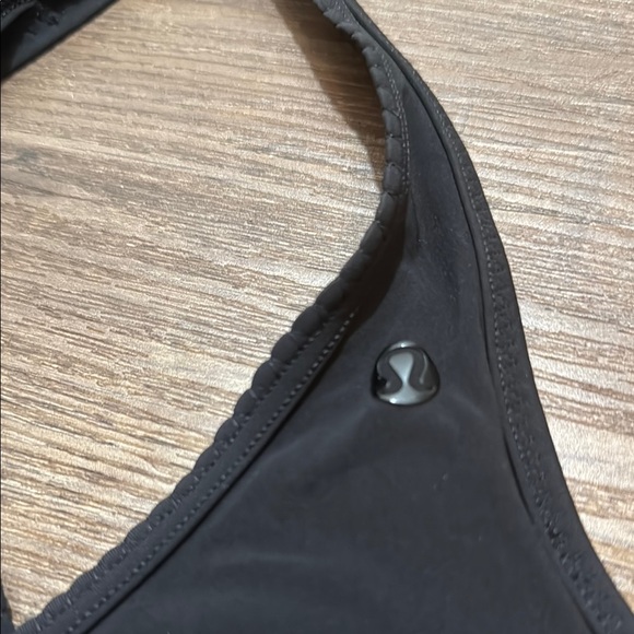 Lululemon swim top - Picture 2 of 4